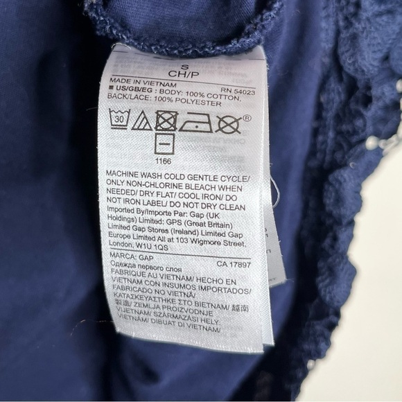 Gap Women’s Short‎ Sleeve Lace Back T Shirt in Navy Blue Size Small - Picture 7 of 7